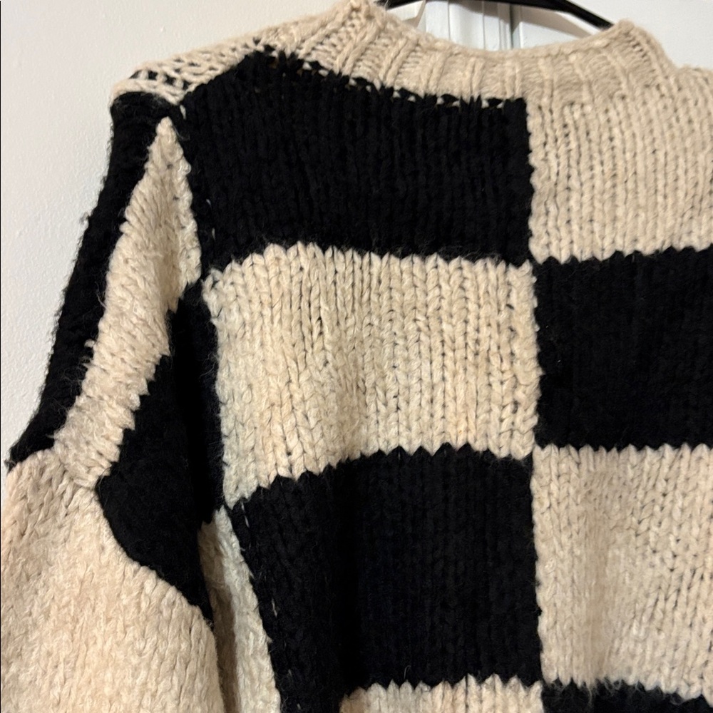 Black and Cream Checkered Women's Sweater - Picture 4 of 7